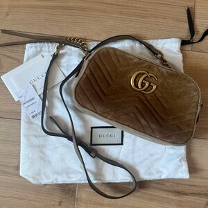 Gucci GG Marmont Small Camera Bag in Taupe Velvet